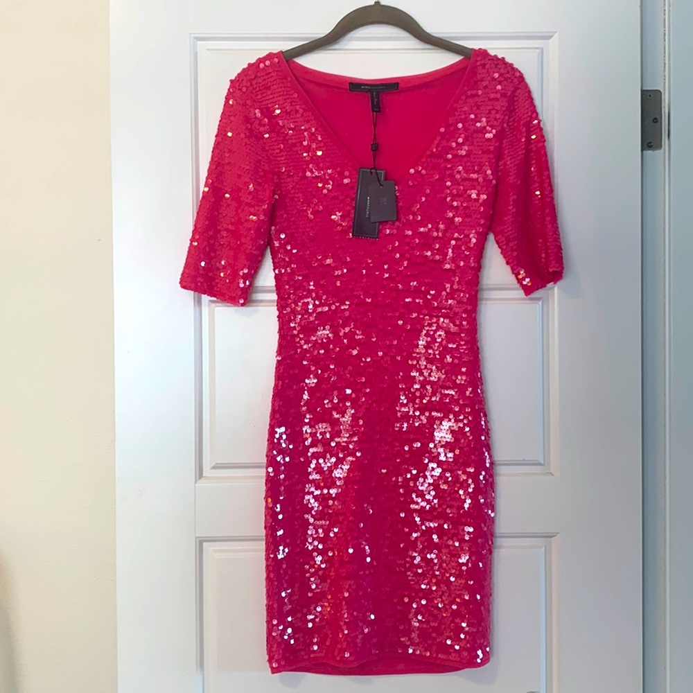 A GORGEOUS PINK SEQUINED BCBG DRESS IN AN XXS! New with tags attached!